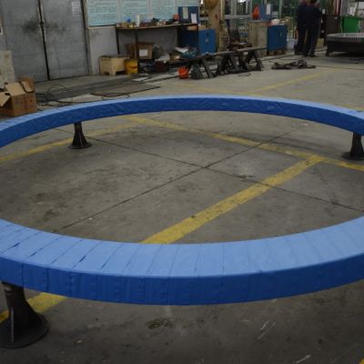 超大輕薄型回轉(zhuǎn)支承