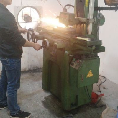 提供五金沖壓件，家具五金配件，電子五金配件，五金沖壓模具加工