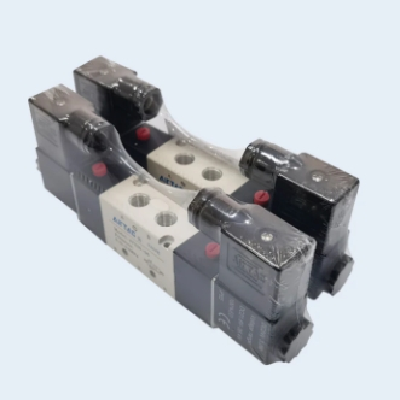 原裝AirTAC電磁閥4V210一08亞德客4V210-06二位五通4V220-08/06