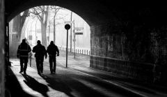 汽車之家，尋找出路