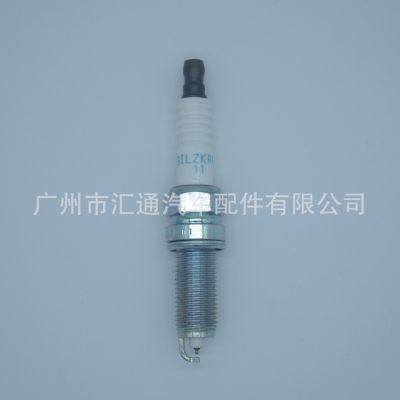 廠家直銷汽車火花塞SILZKR6B-11現(xiàn)代火花塞18846-11060適用于起亞