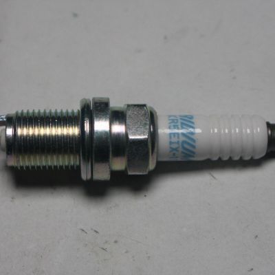 BPY1-18-110A 適用于海馬福美來 海馬普力馬 馬自達(dá)3 馬自達(dá)2火嘴