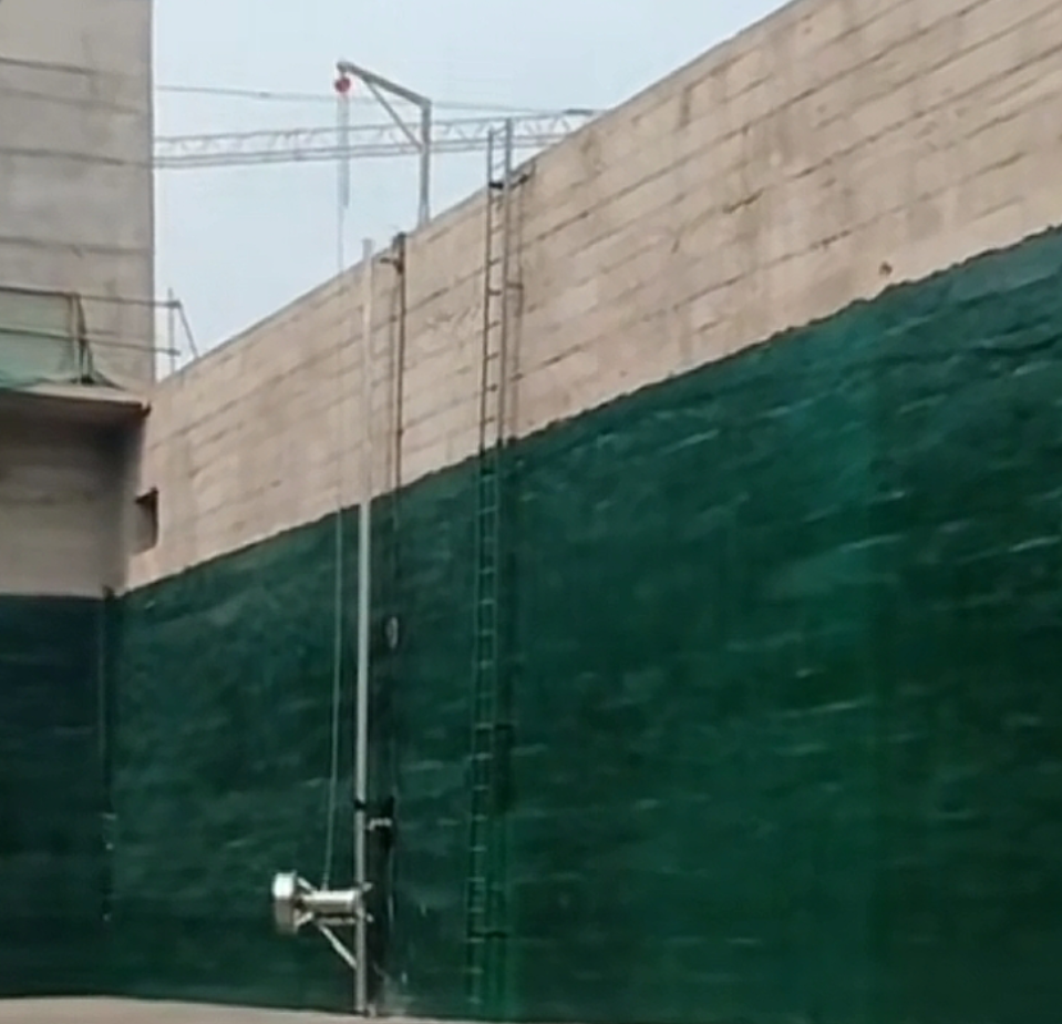 潛水?dāng)嚢铏C安裝效果003