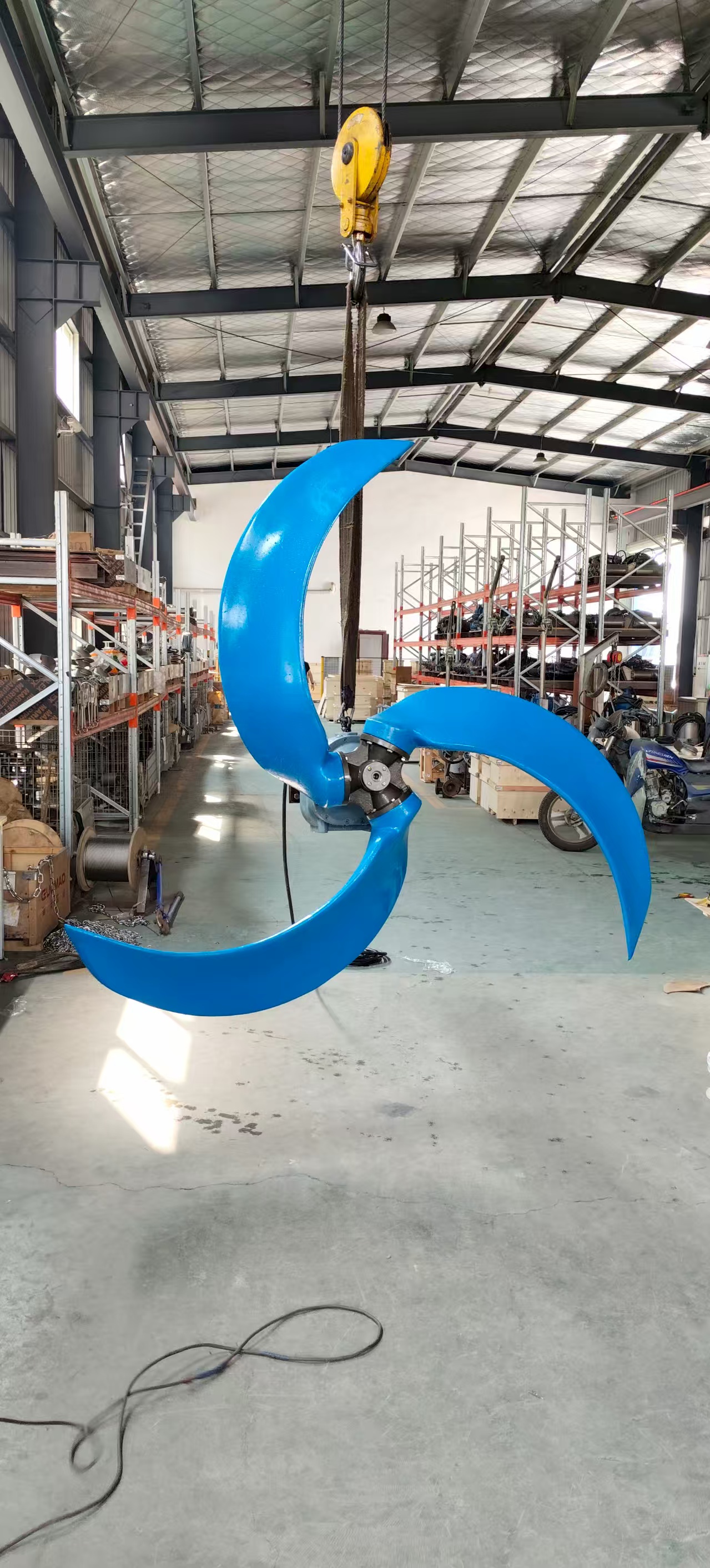 三葉片式低速推流器2500mm  (1)