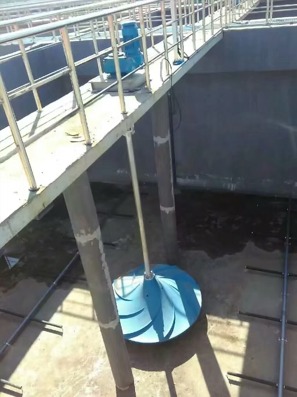 雙曲面?，F(xiàn)場，