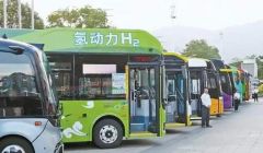 新能源汽車跑出“加速度”，相關(guān)行業(yè)維修人才很吃香